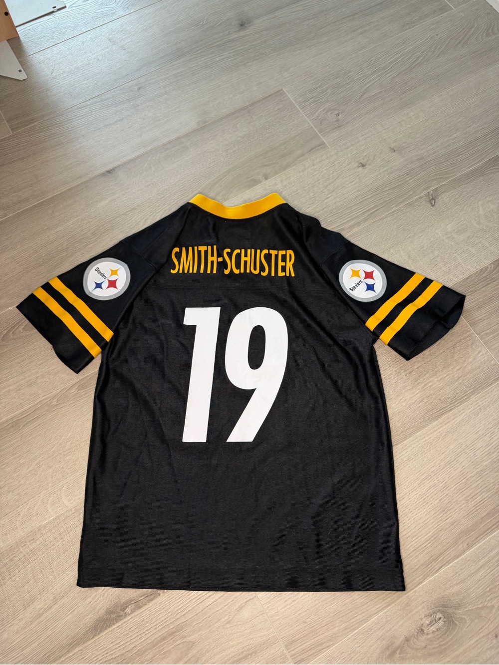 NFL Team Apparel Pittsburgh Steelers #19 Youth Jersey Medium Kids Black